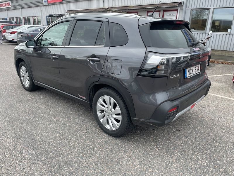 Suzuki S-CROSS bild 6