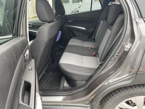 Suzuki S-CROSS bild 8
