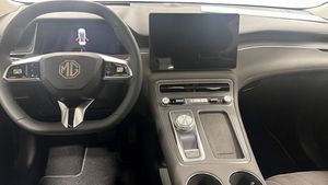 MG S6 EV bild 4