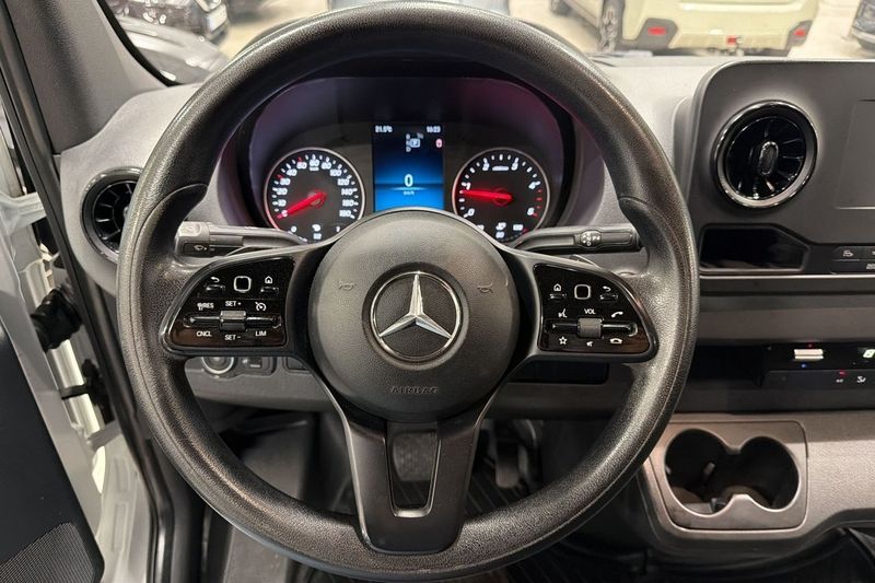 Mercedes Sprinter bild 9