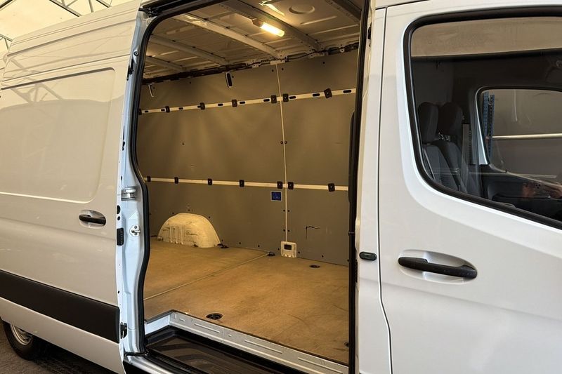 Mercedes Sprinter bild 18