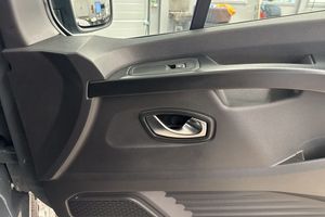 Renault Trafic bild 17