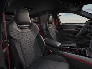 Audi RS5 bild 10