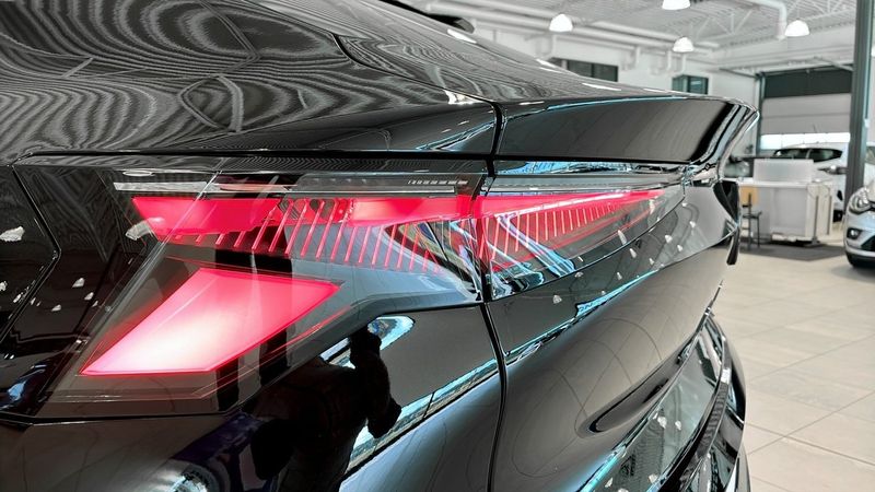Renault Rafale bild 11