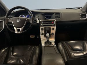 Volvo V60 bild 8