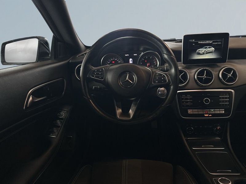 Mercedes CLA200 bild 9