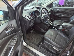 Ford Kuga bild 2
