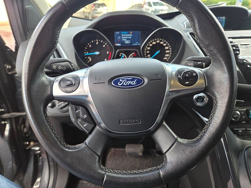 Ford Kuga bild 17