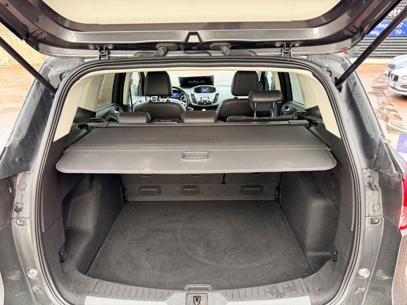 Ford Kuga bild 8