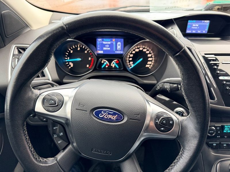 Ford Kuga bild 20