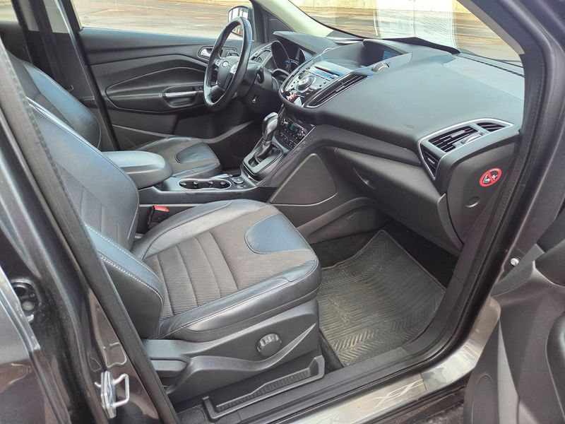 Ford Kuga bild 12