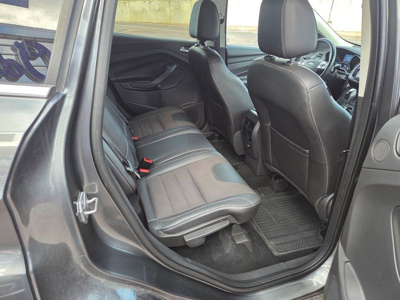 Ford Kuga bild 10