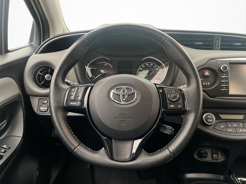 Toyota Yaris bild 13