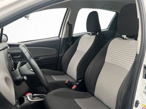 Toyota Yaris bild 11