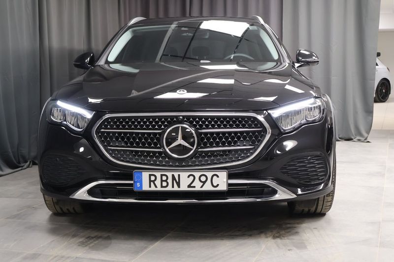 Mercedes E300 bild 2