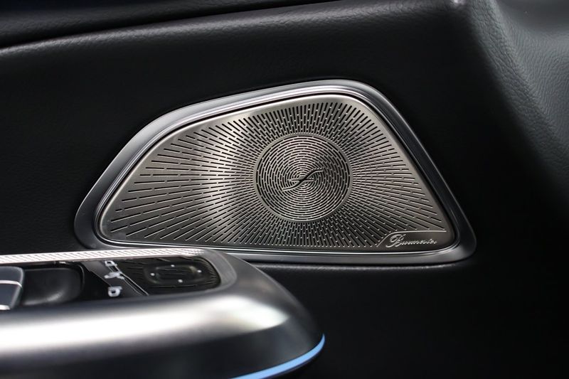Mercedes E300 bild 18
