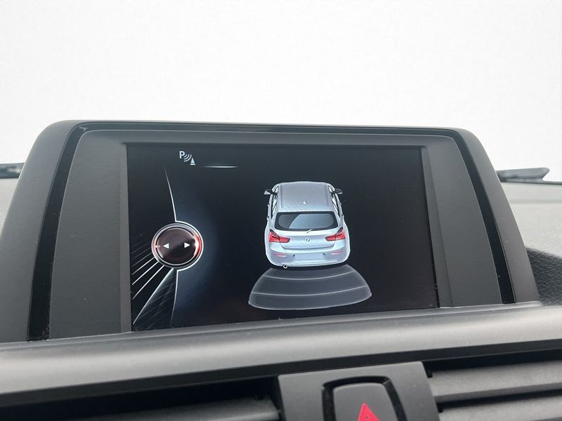 BMW 118 bild 18