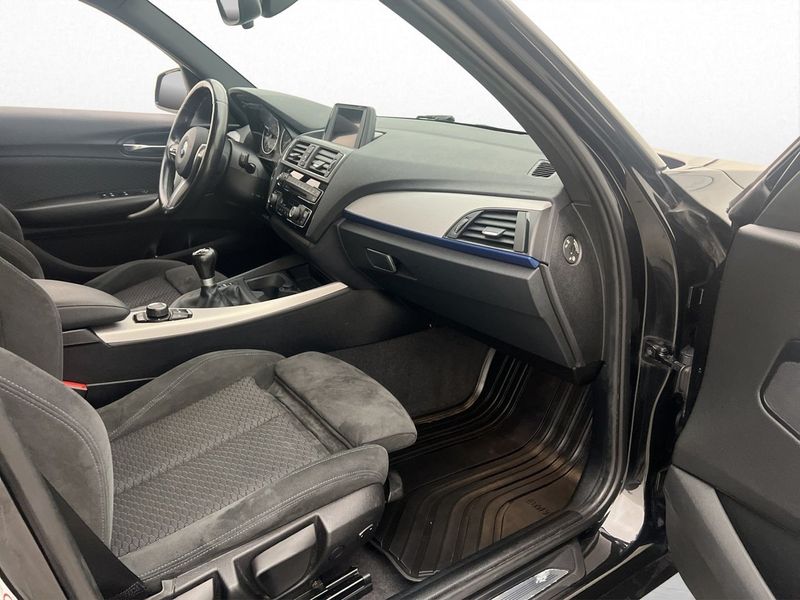 BMW 118 bild 22
