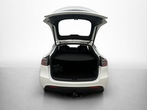 Tesla Model Y bild 28