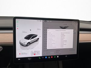 Tesla Model Y bild 22