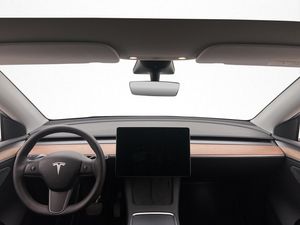 Tesla Model Y bild 12