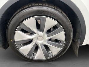 Tesla Model Y bild 33