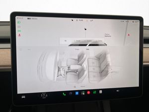 Tesla Model Y bild 24