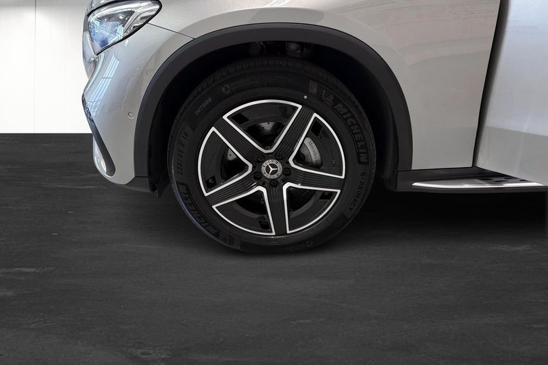 Mercedes GLC220 bild 5