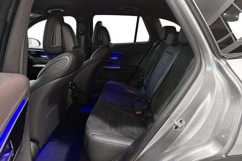 Mercedes GLC220 bild 9