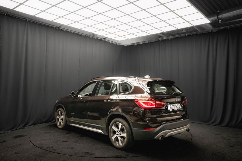BMW X1 bild 8