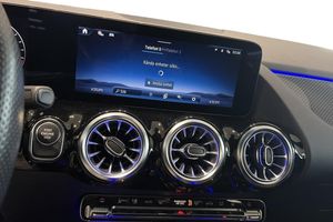 Mercedes GLA250 bild 12