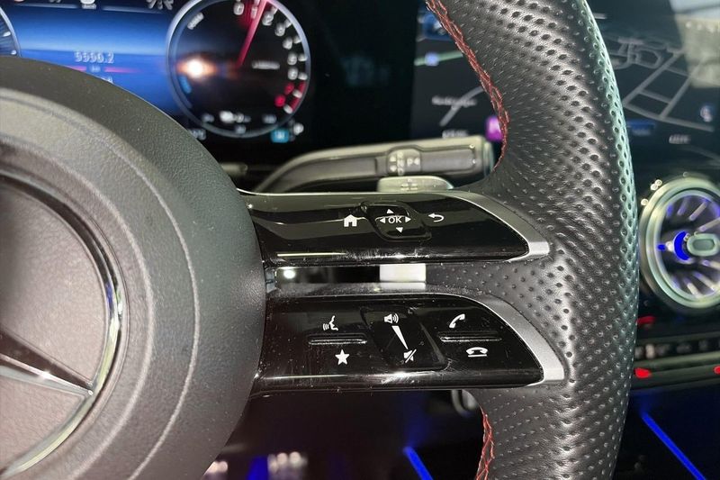Mercedes GLA250 bild 8
