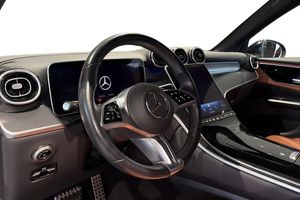 Mercedes GLC300 bild 8