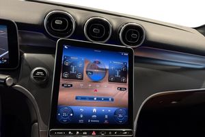 Mercedes GLC300 bild 15