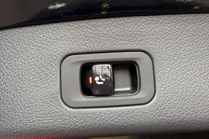 Mercedes GLC300 bild 22