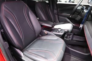 Ford Mustang Mach-E bild 3