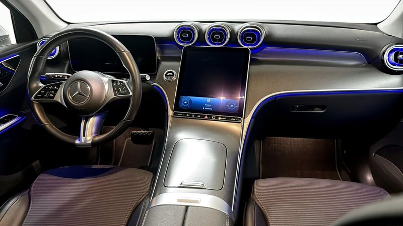 Mercedes GLC220 bild 4
