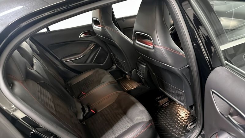 Mercedes GLA220 bild 5