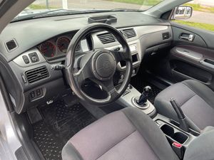 Mitsubishi Lancer bild 11