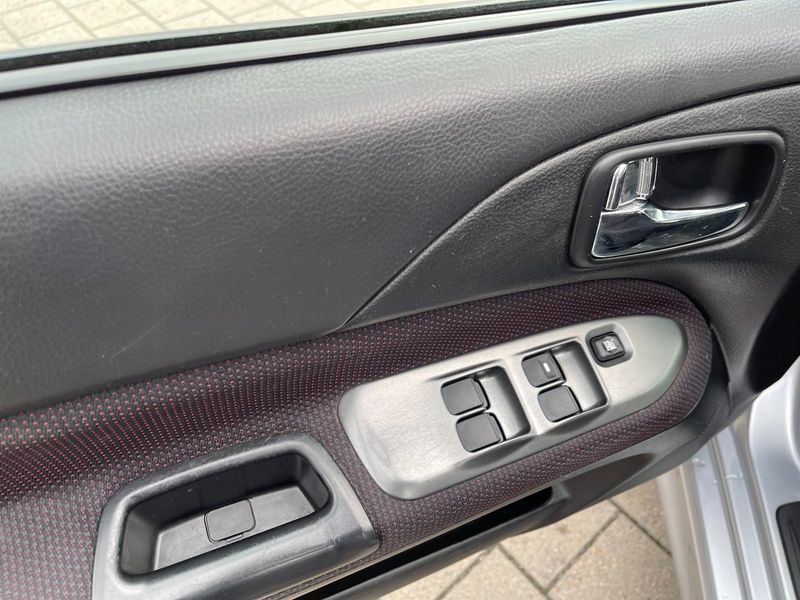 Mitsubishi Lancer bild 9