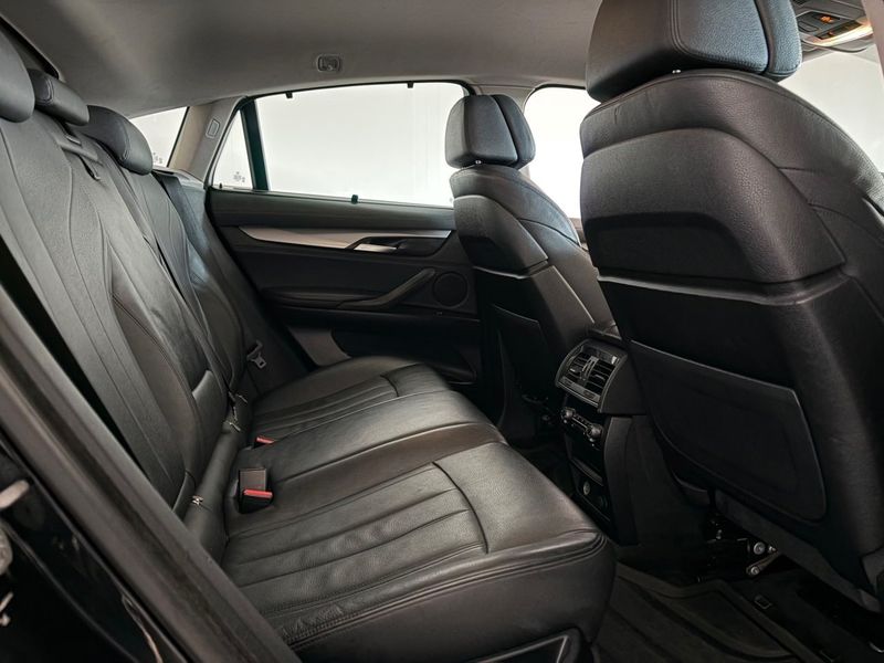 BMW X6 bild 8