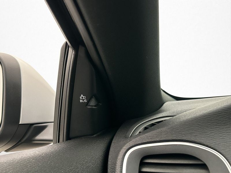 Volvo V40 bild 11