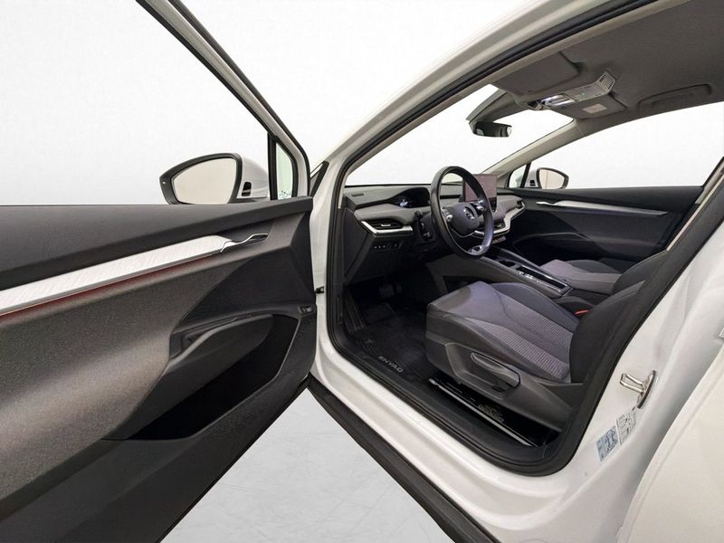 Skoda Enyaq bild 11