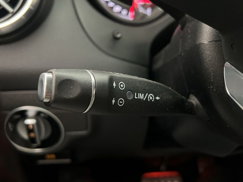 Mercedes CLA200 bild 13