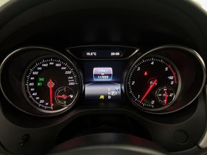 Mercedes CLA200 bild 15