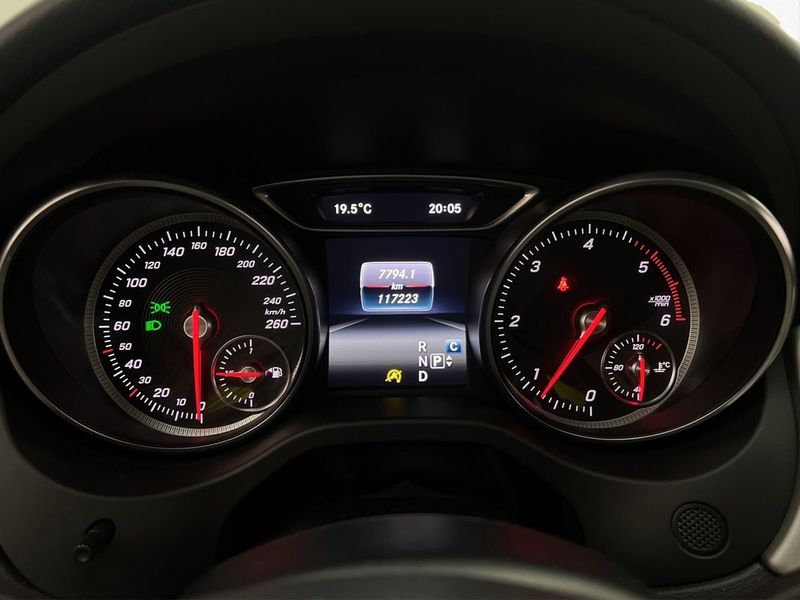 Mercedes CLA200 bild 15