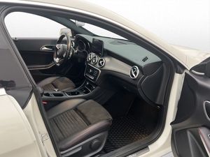 Mercedes CLA200 bild 26