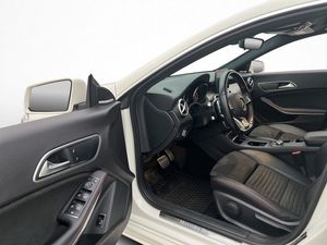 Mercedes CLA200 bild 9