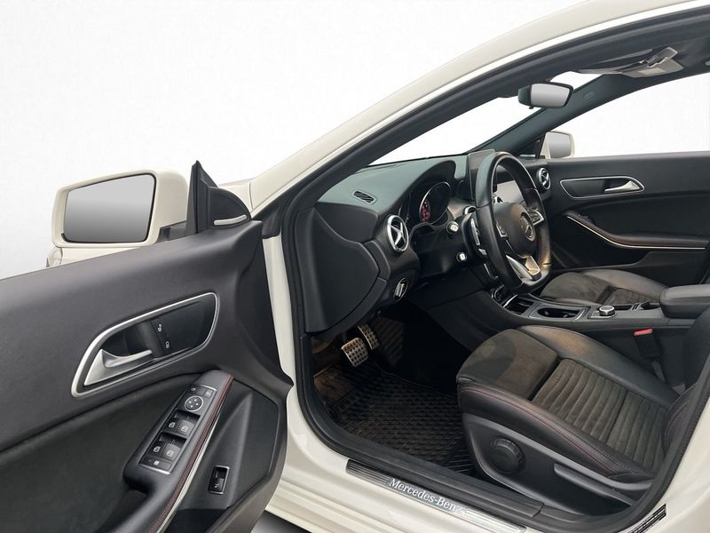 Mercedes CLA200 bild 9