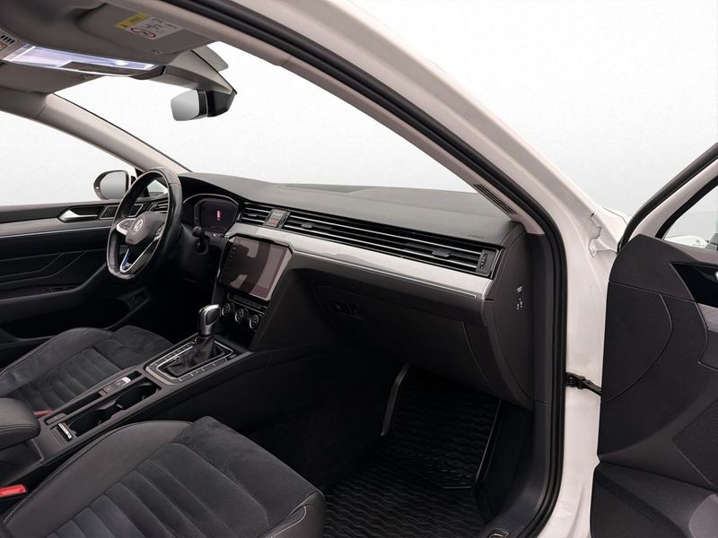 Volkswagen Passat bild 29